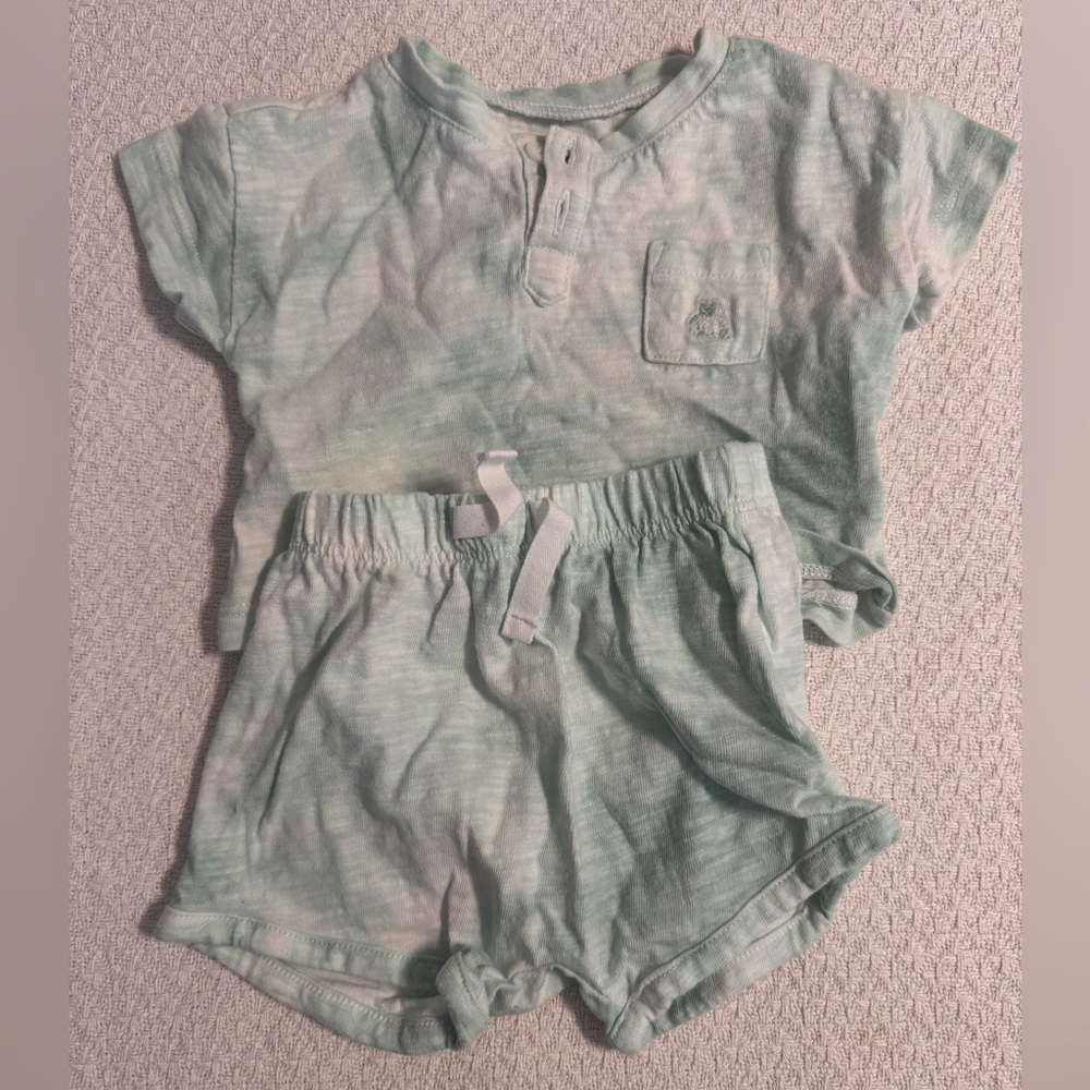 GAP Baby Light Green Outfit